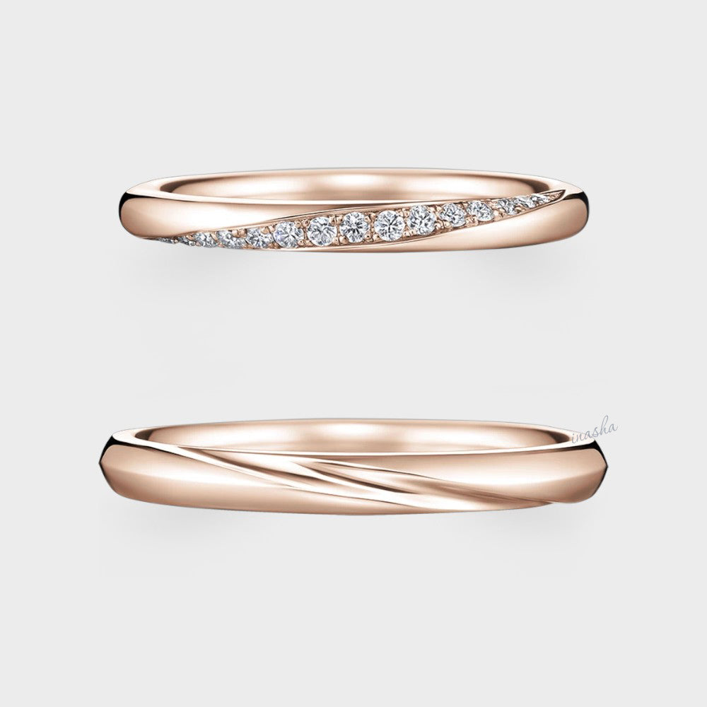 Couple Ring Set – Women’s Round Cut Diamond in Rose Gold & Men’s Plain Band